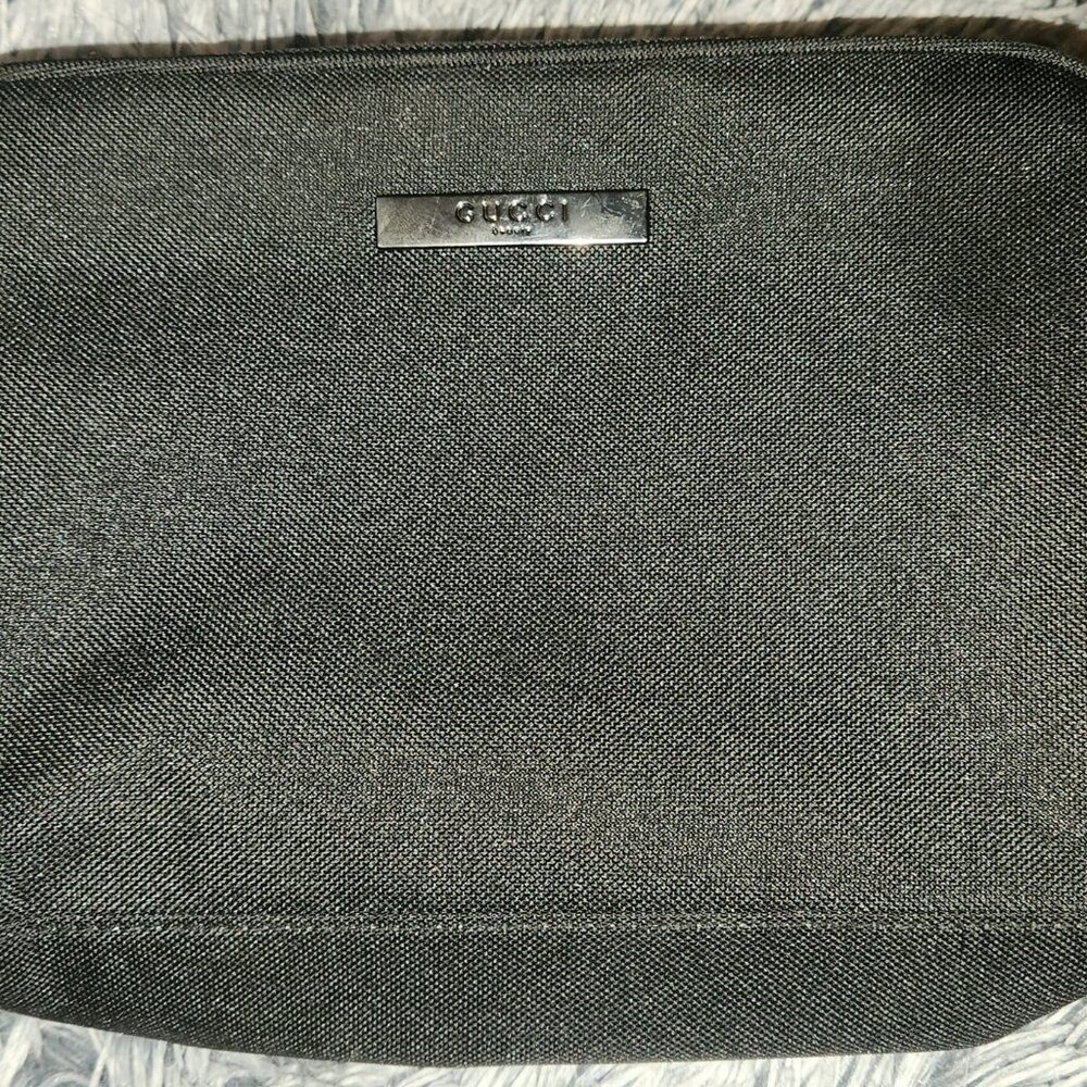 GUCCI beauty bag.